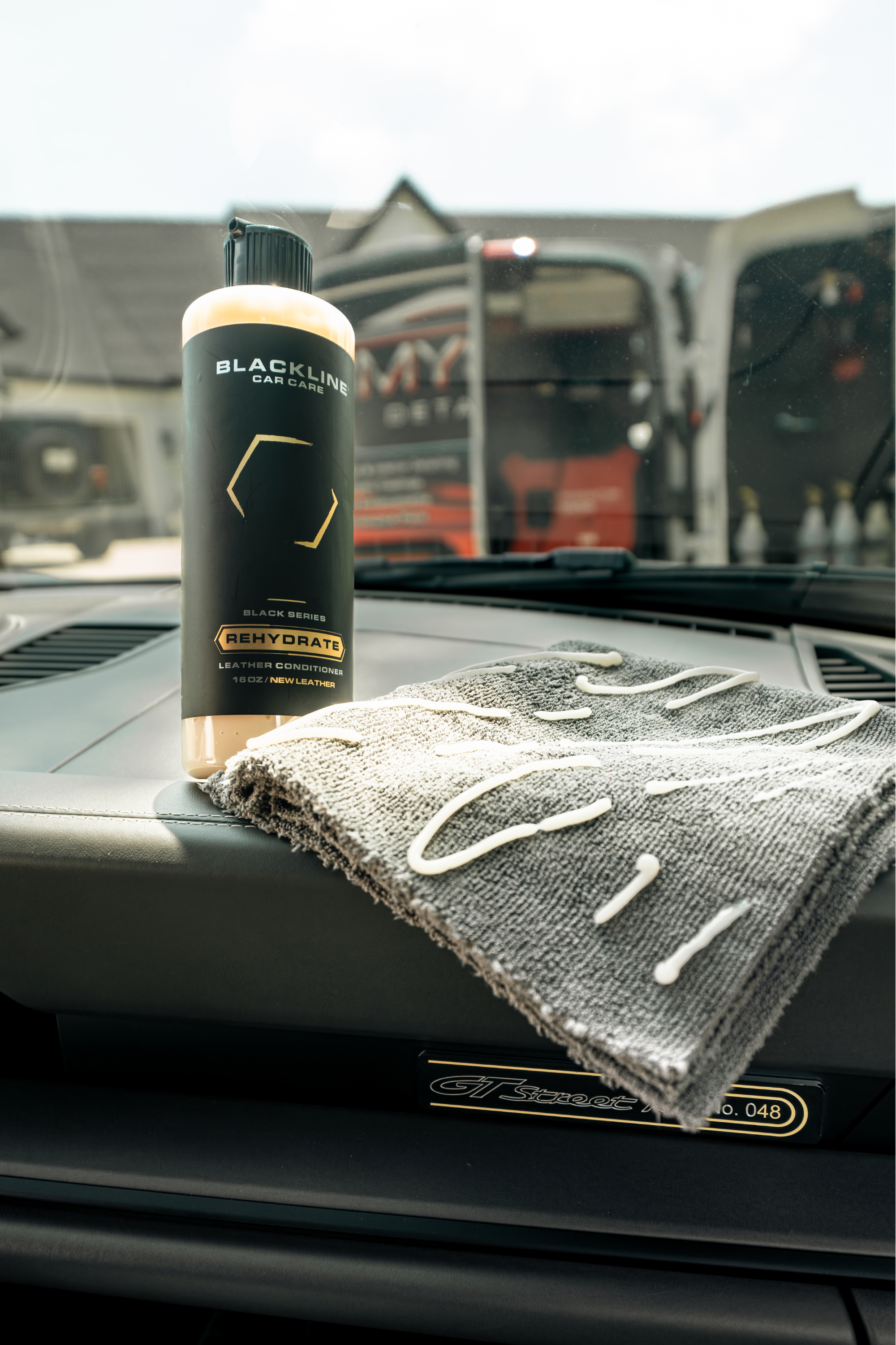 BLACKLINE® REHYDRATE LEATHER CONDITIONER by Blackline Car Care - product image 5 for Resin Society