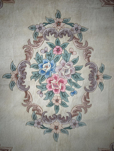 Hand-Tufted Chinese Aubusson Wool Rug – 7'10" x 11' – Luxurious Traditional Design