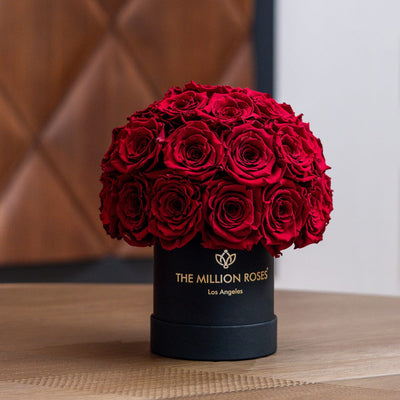 Essence Black Superdome Box | Red Roses