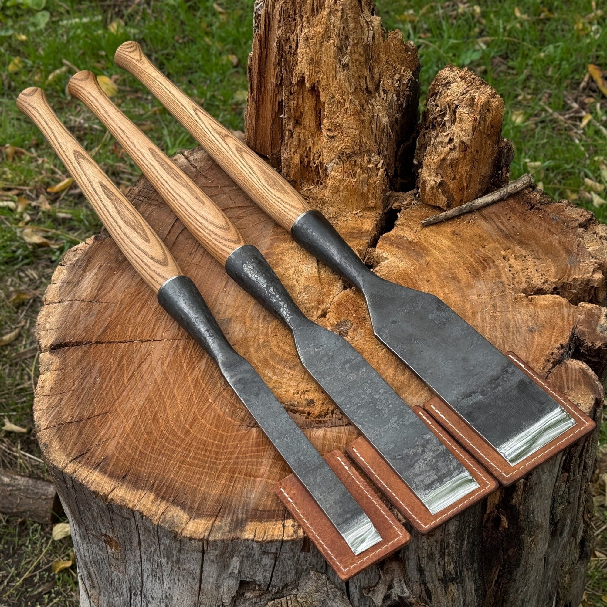 3-Piece Carpenters Slick Chisel Set with hand-forged steel blades and ash wood handles