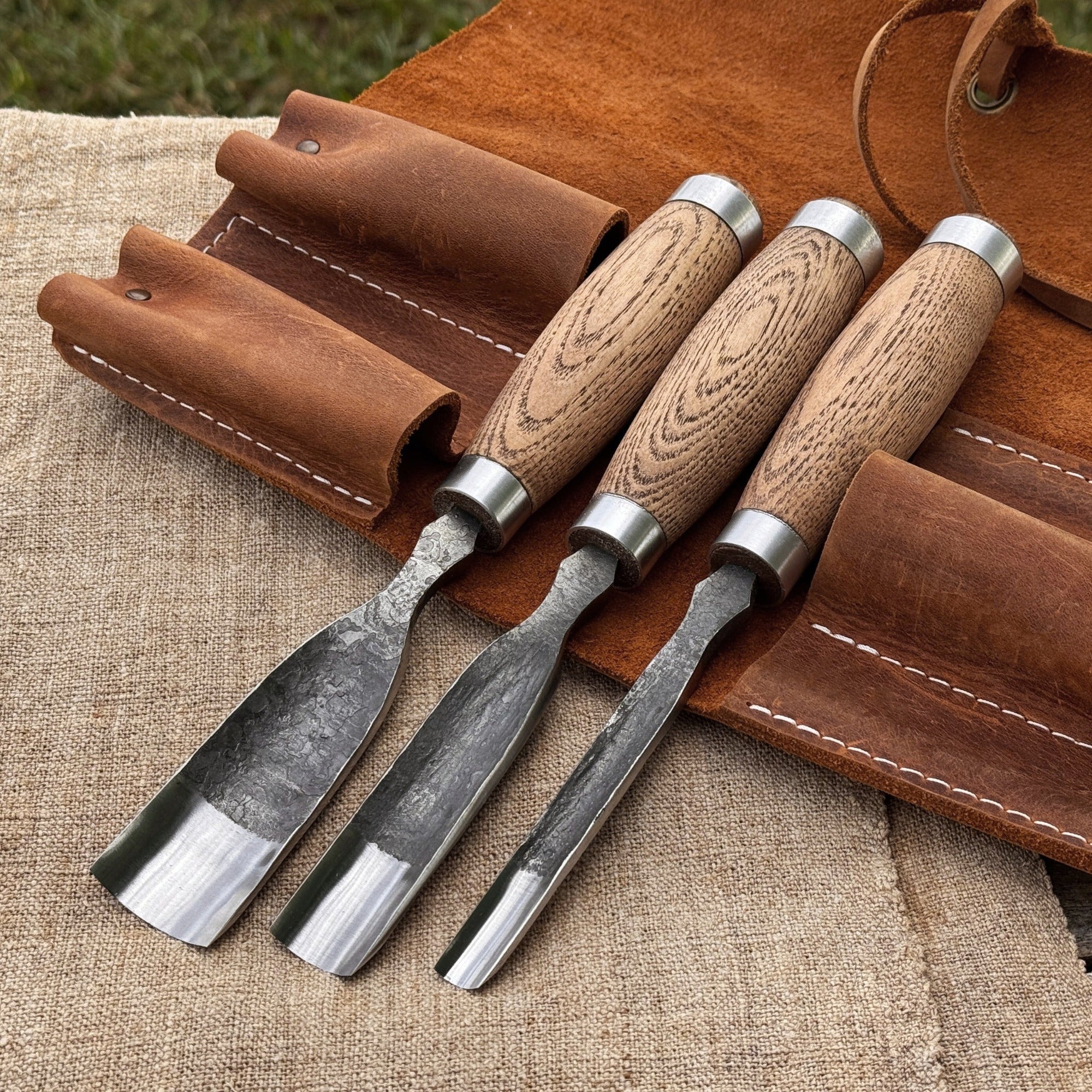 3-Piece Straight Rounded Chisel Set with ash wood handles and carbon steel blades