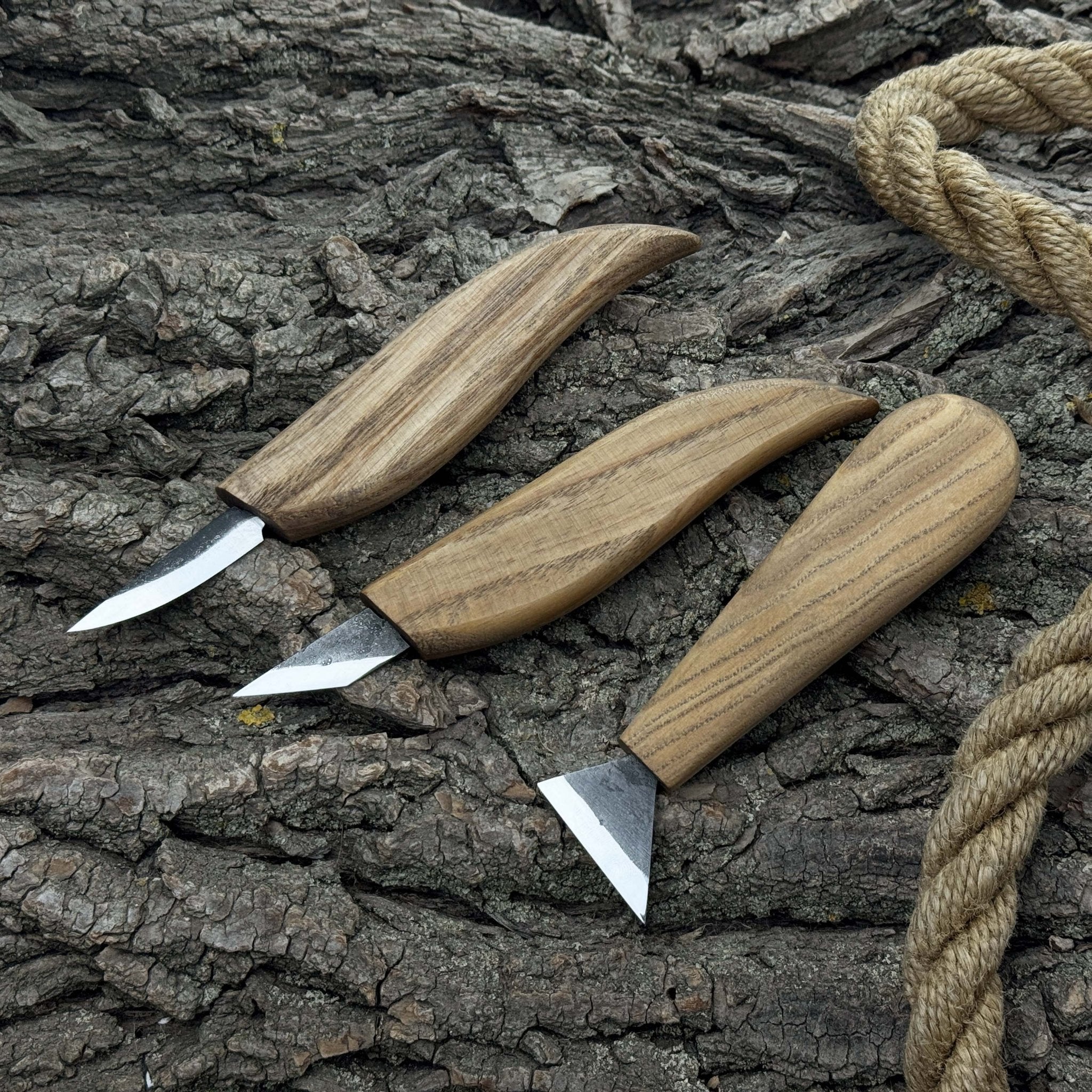 3-Piece Wood Carving Knife Set with hand-forged blades and ash wood handles