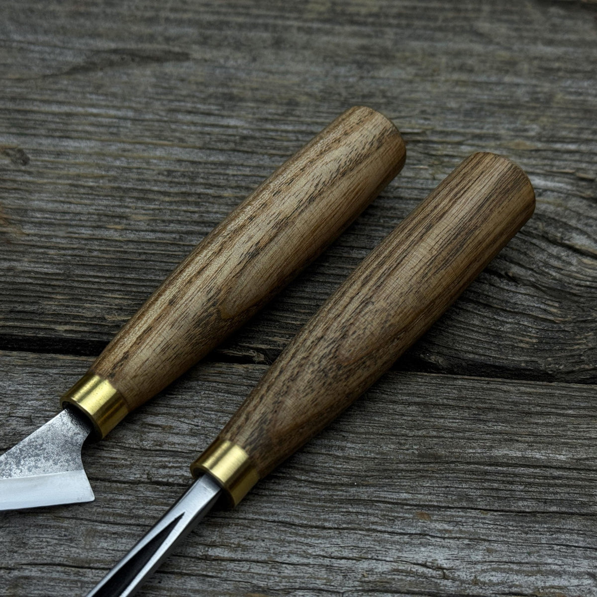 3-piece wood carving tool set with leather case including chip carving knife, V-parting chisel, and leather strop