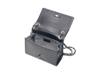 W Chain Shoulder - Rippleal by Inden - product image 3 for Resin Society