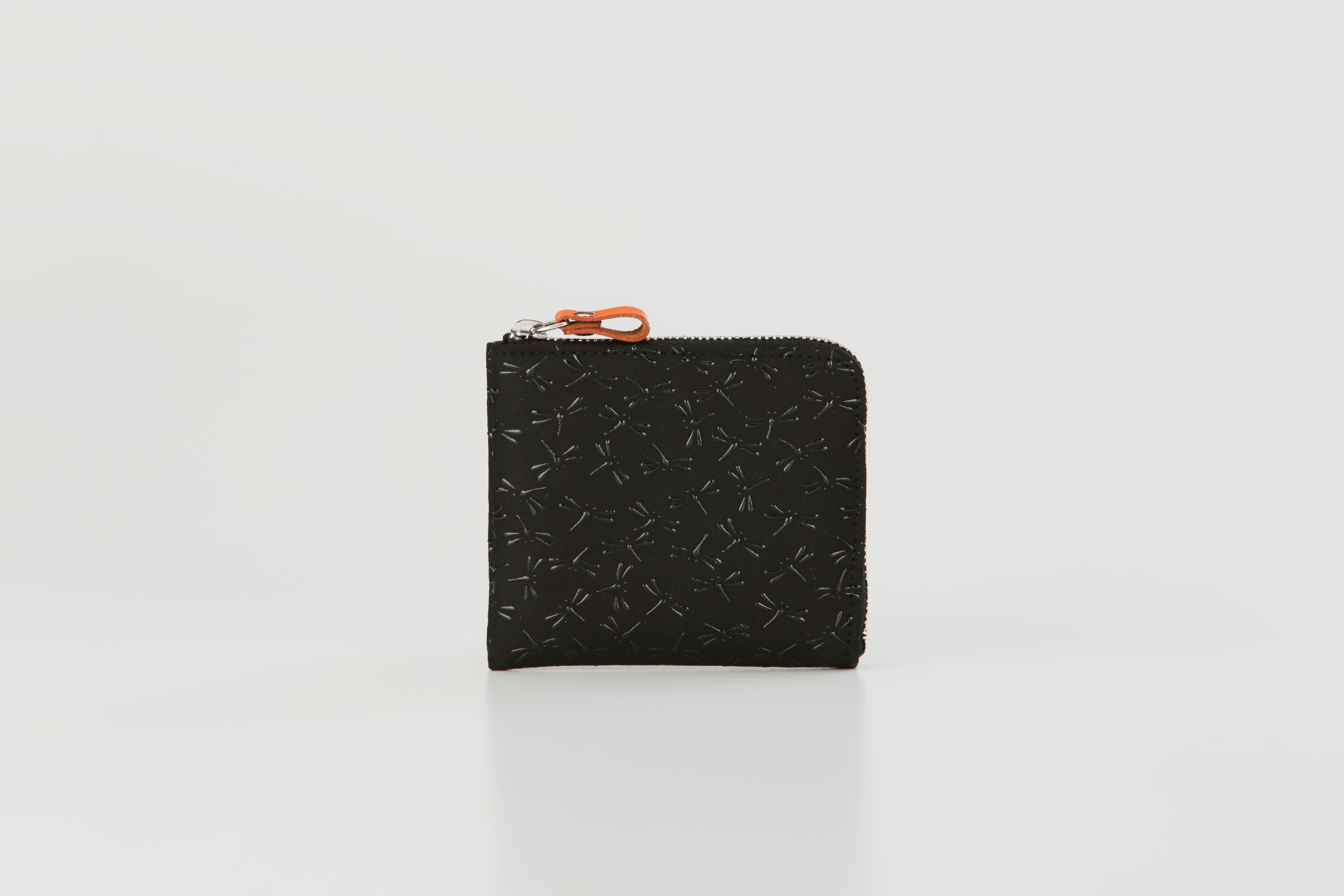 HISOKA Dragonfly coin purse in black lacquered deer leather with zipper, displayed on neutral background