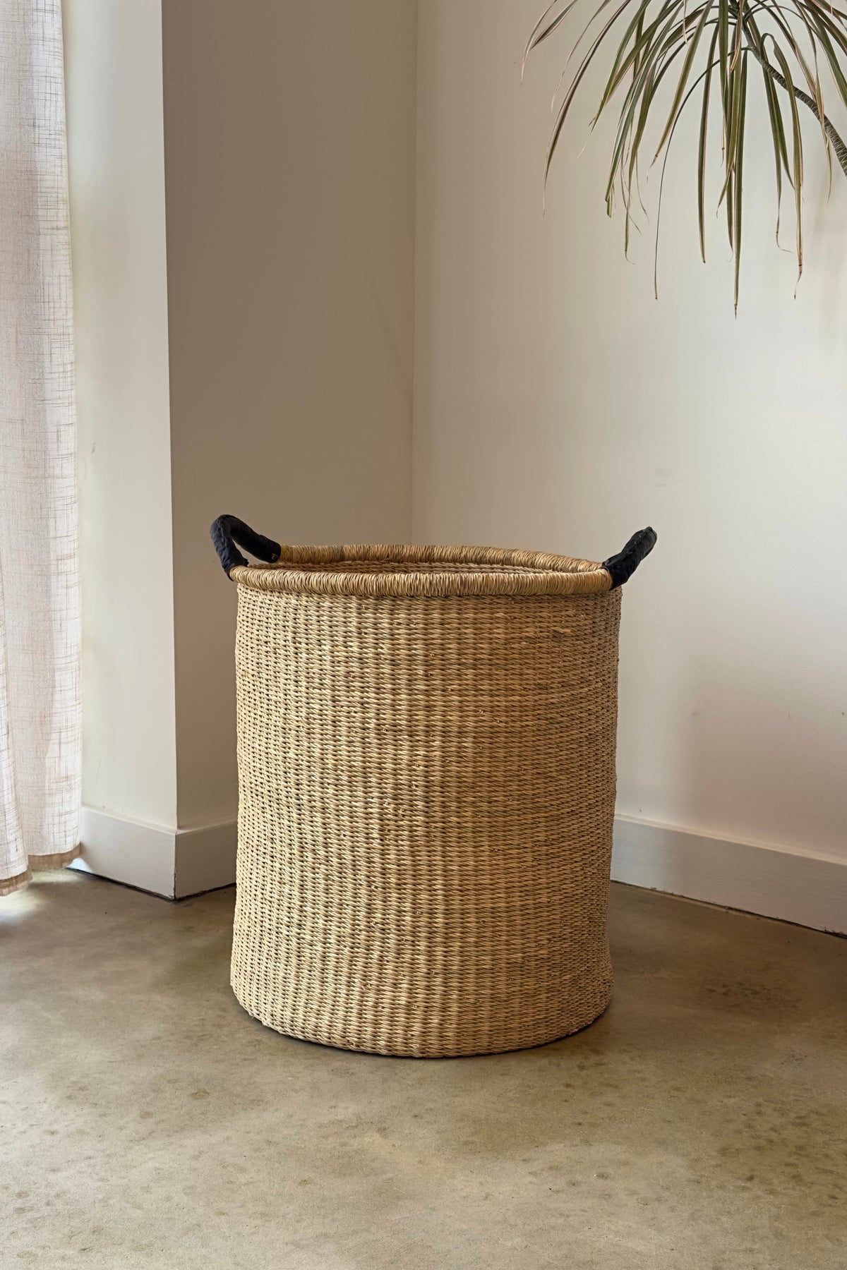 Pot Basket - Double Handle by Mbare Ltd - product image 4 for Resin Society