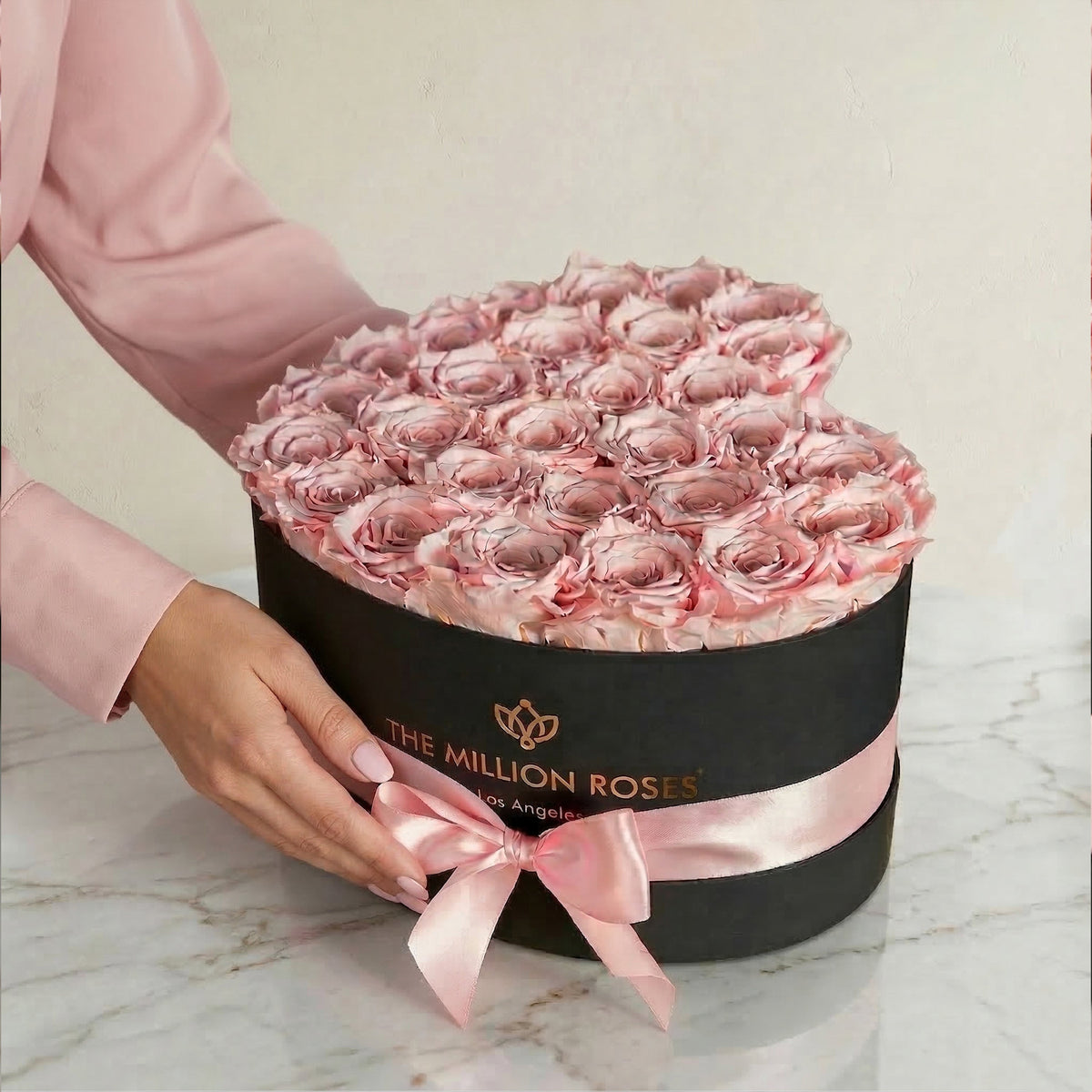 Heart Black Box | Light Pink Roses