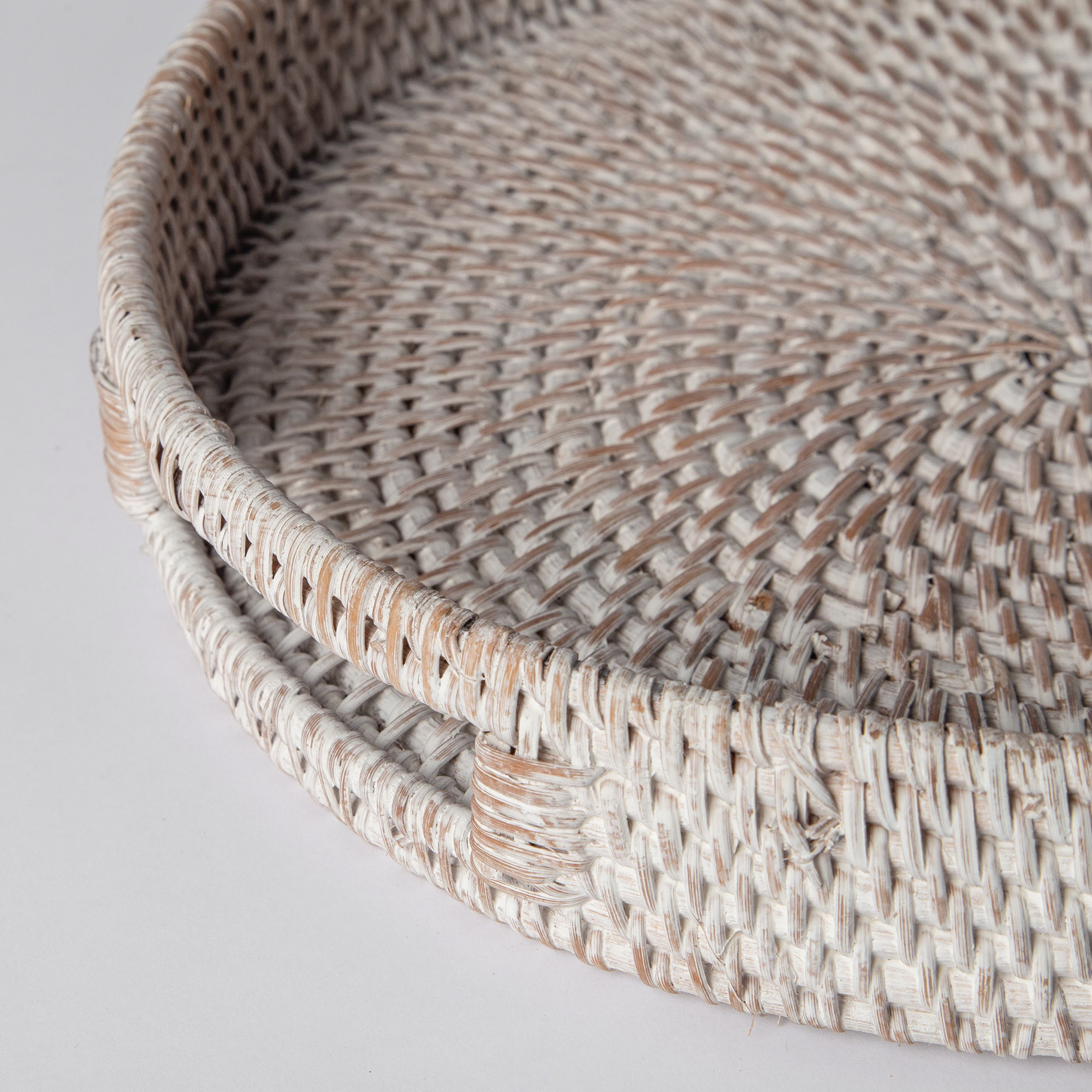 404 Round Rattan Tray — Decorative White Woven Tray by Porto Boutique - product image 2 for Resin Society