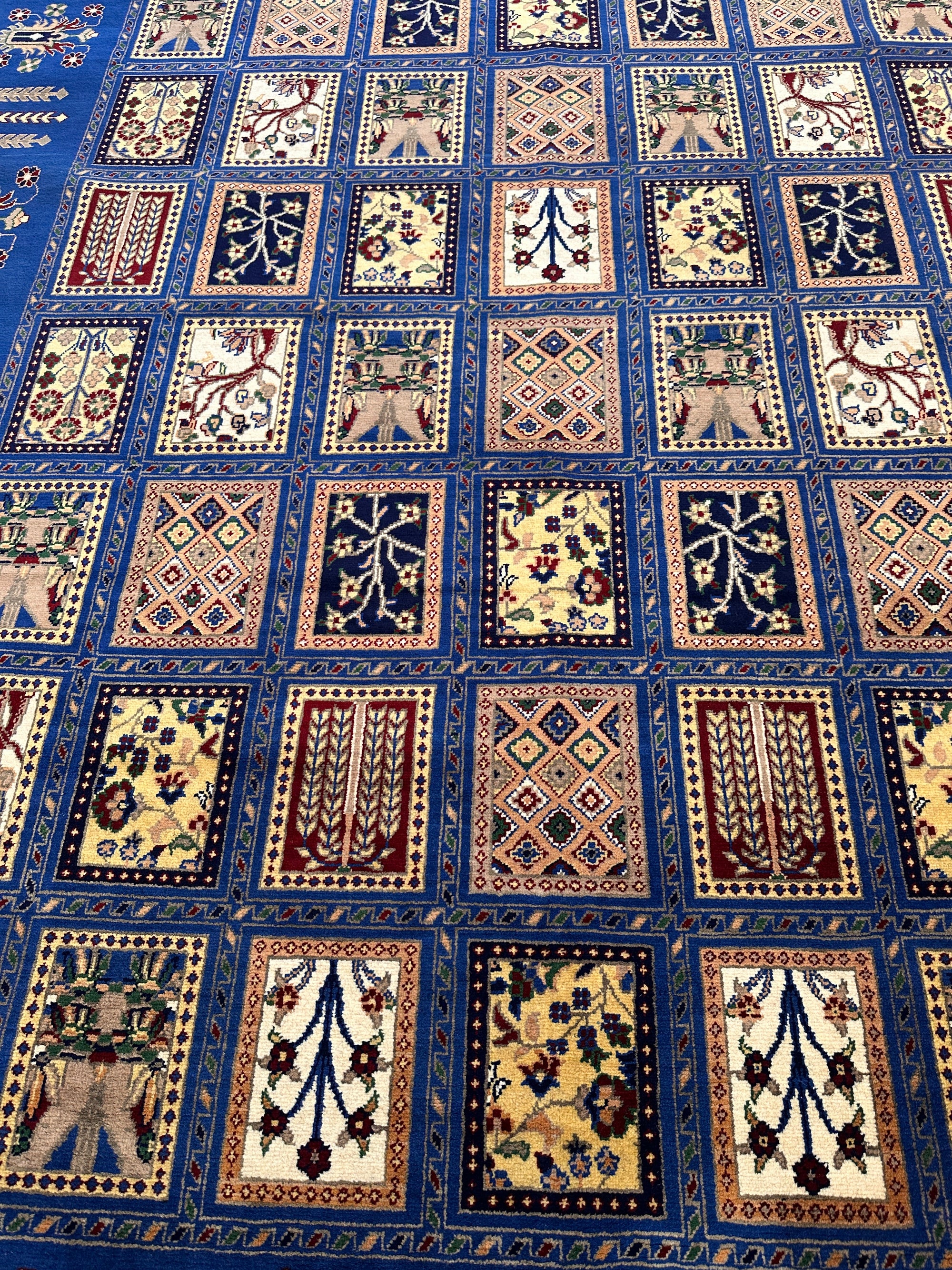 6'9″ x 10' Hand-Knotted Afghani Bakhtiari Wool Rug – Persian Garden by Rugistan - product image 4 for Resin Society