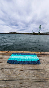 5 Stripe Lobster Rope Mat in Navy Blue, Teal, and Seafoam colors