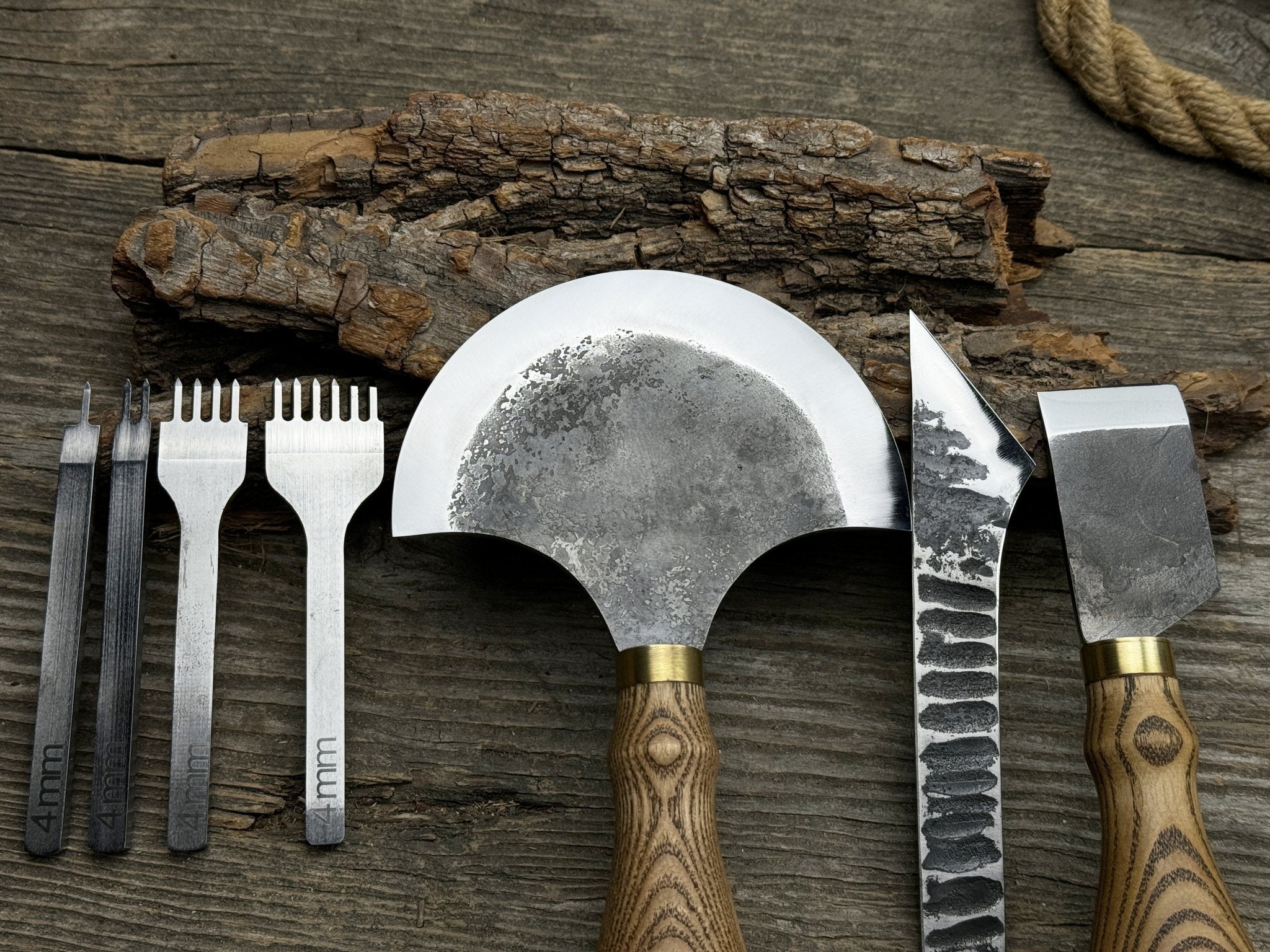 5-piece leather working tool set with nylon mallet and leather sheaths