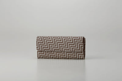 Long Wallet - New Grecian in Greige deer skin with white and gray lacquered dot pattern