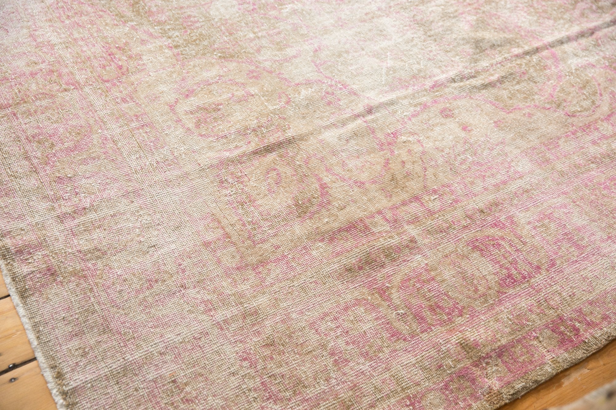 9.5x12.5 Vintage Distressed Sivas Carpet by Old New House® - product image 4 for Resin Society