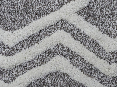 CHICOS HOME Bath Rug Geometric Pattern in Grey & Ivory