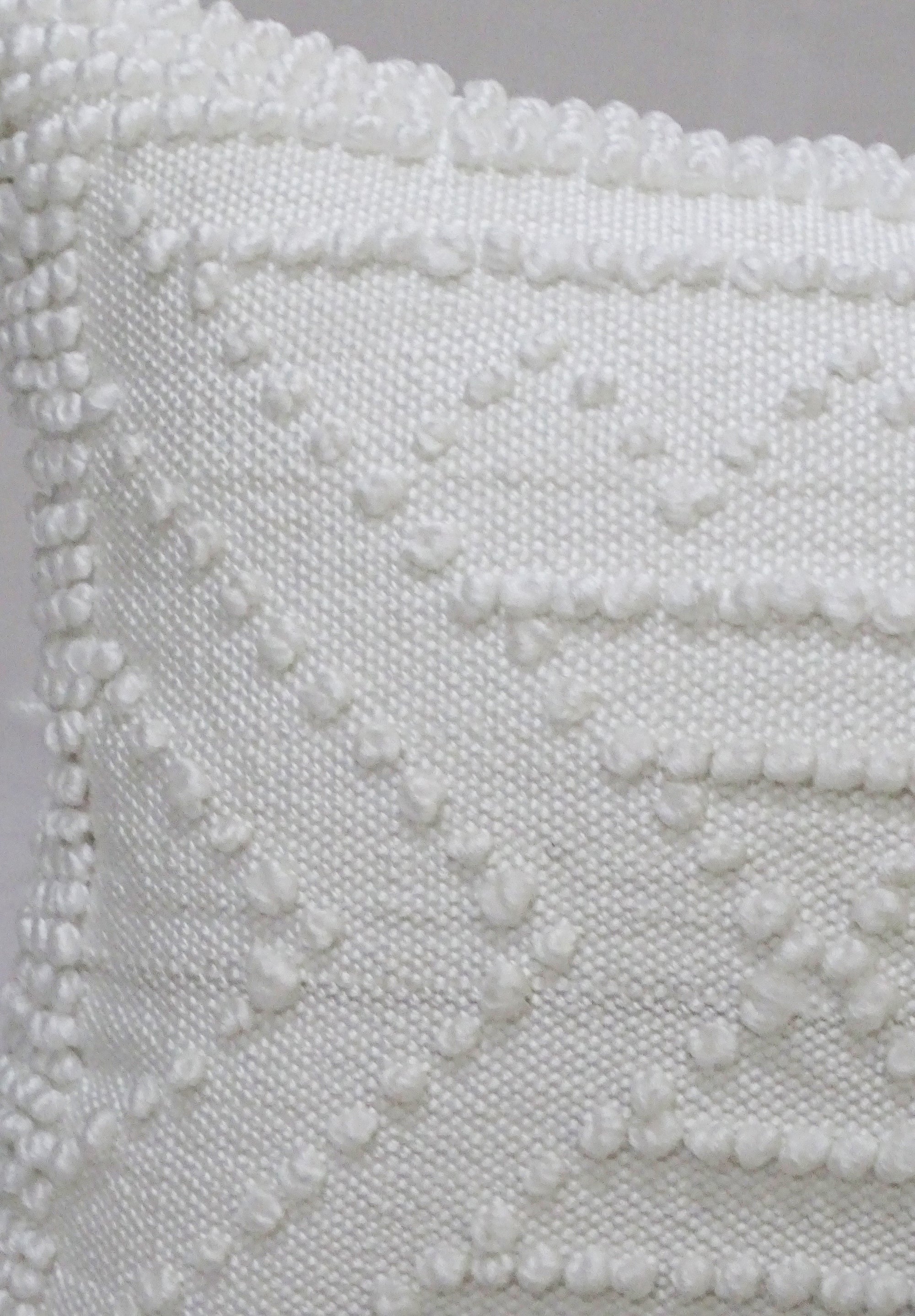 Decorative 18"x18" Outdoor Pillow for couch (White)