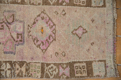 1.5x2 Vintage Distressed Kars Square Rug Mat