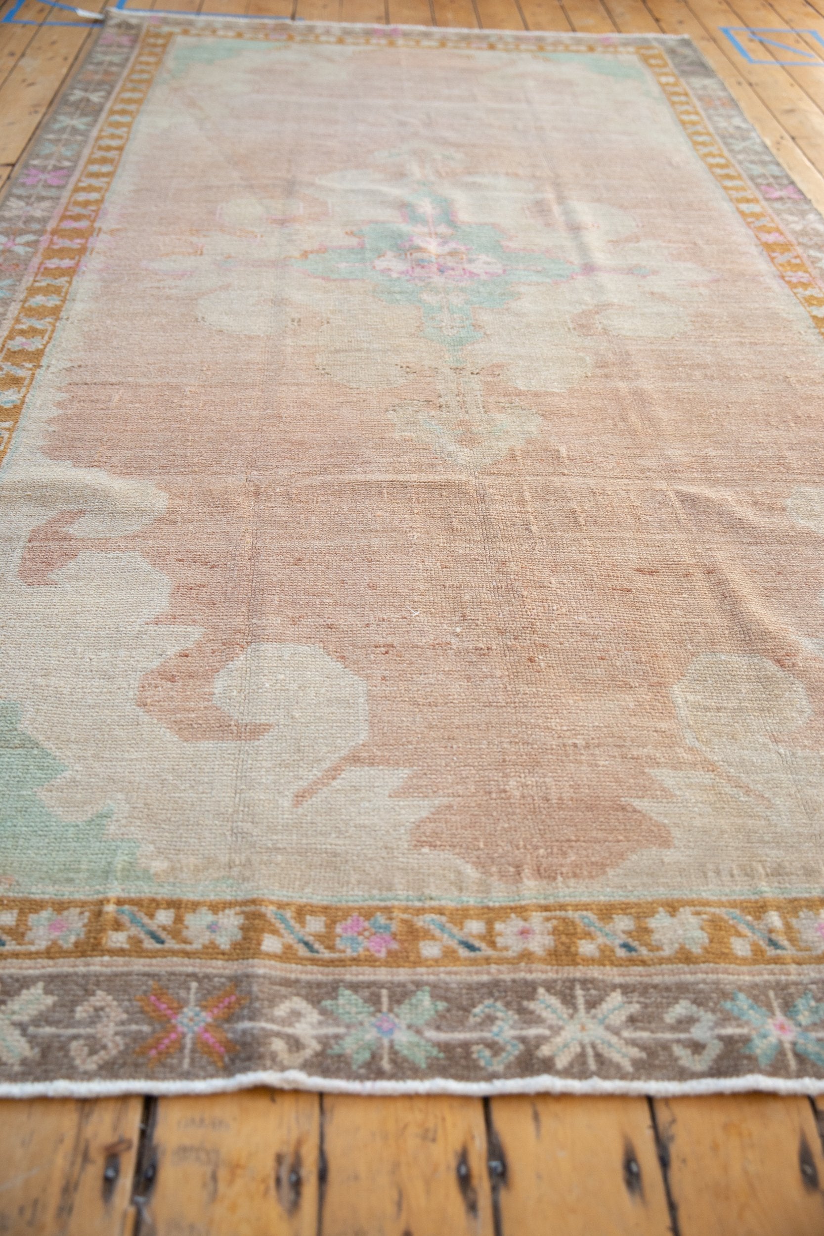 5.5x10.5 Vintage Distressed Kars Carpet by Old New House® - product image 3 for Resin Society