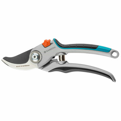 Gardena Alu Garden Secateurs B/L showing blades and handle
