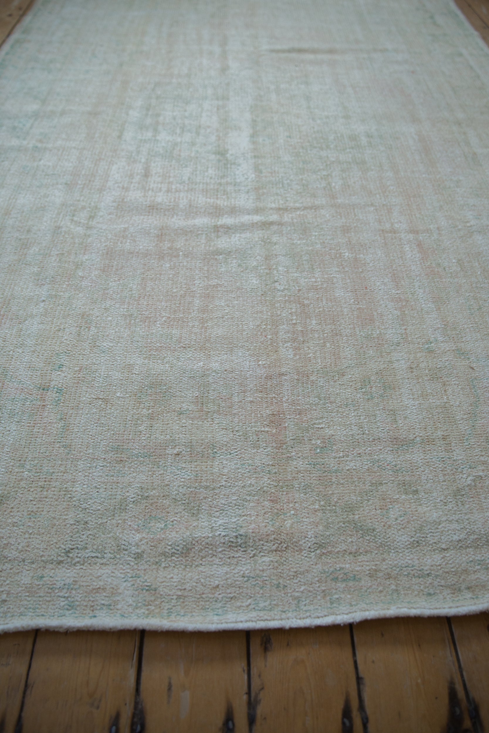 6x9.5 Vintage Distressed Oushak Carpet