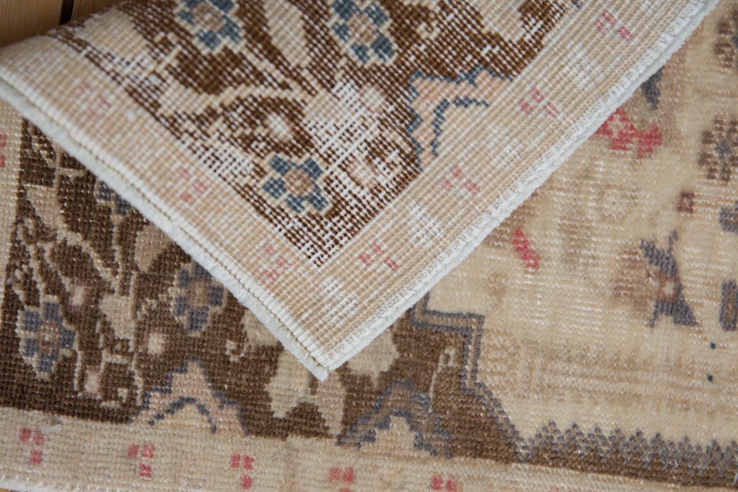 1.5x3 Vintage Distressed Oushak Rug Mat