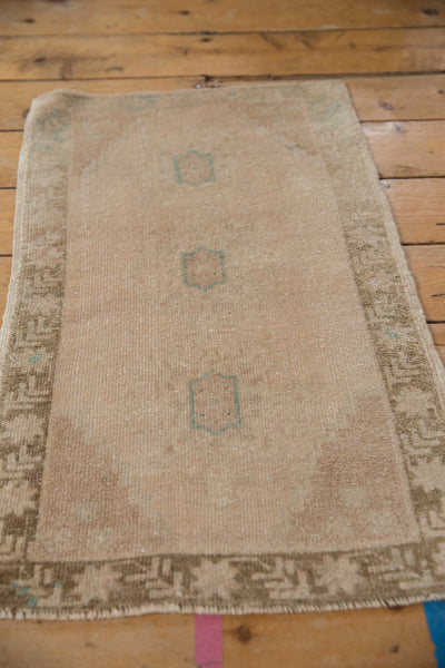 1.5x3 Vintage Distressed Oushak Rug Mat