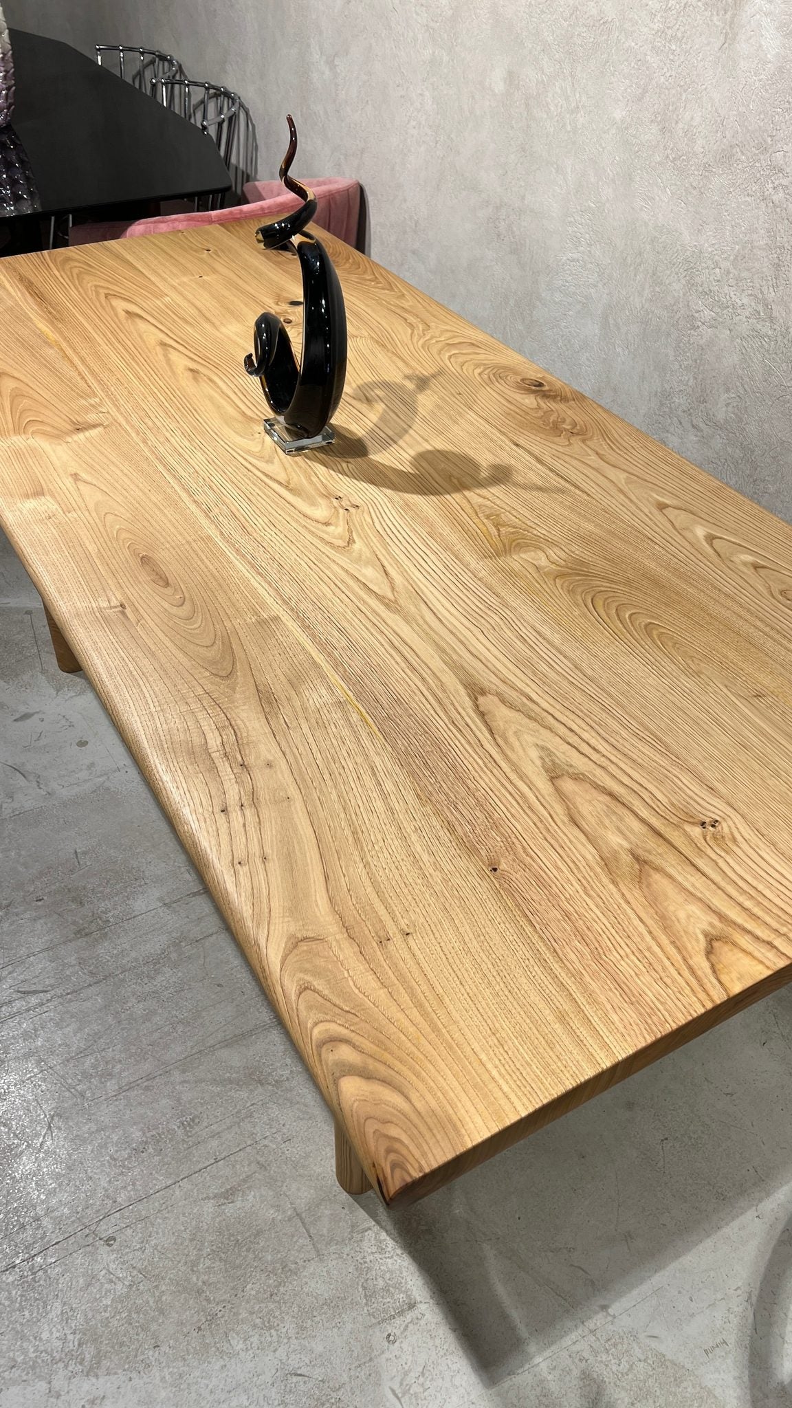 Minimal Solid Dining Table by Gizz - product image 8 for Resin Society