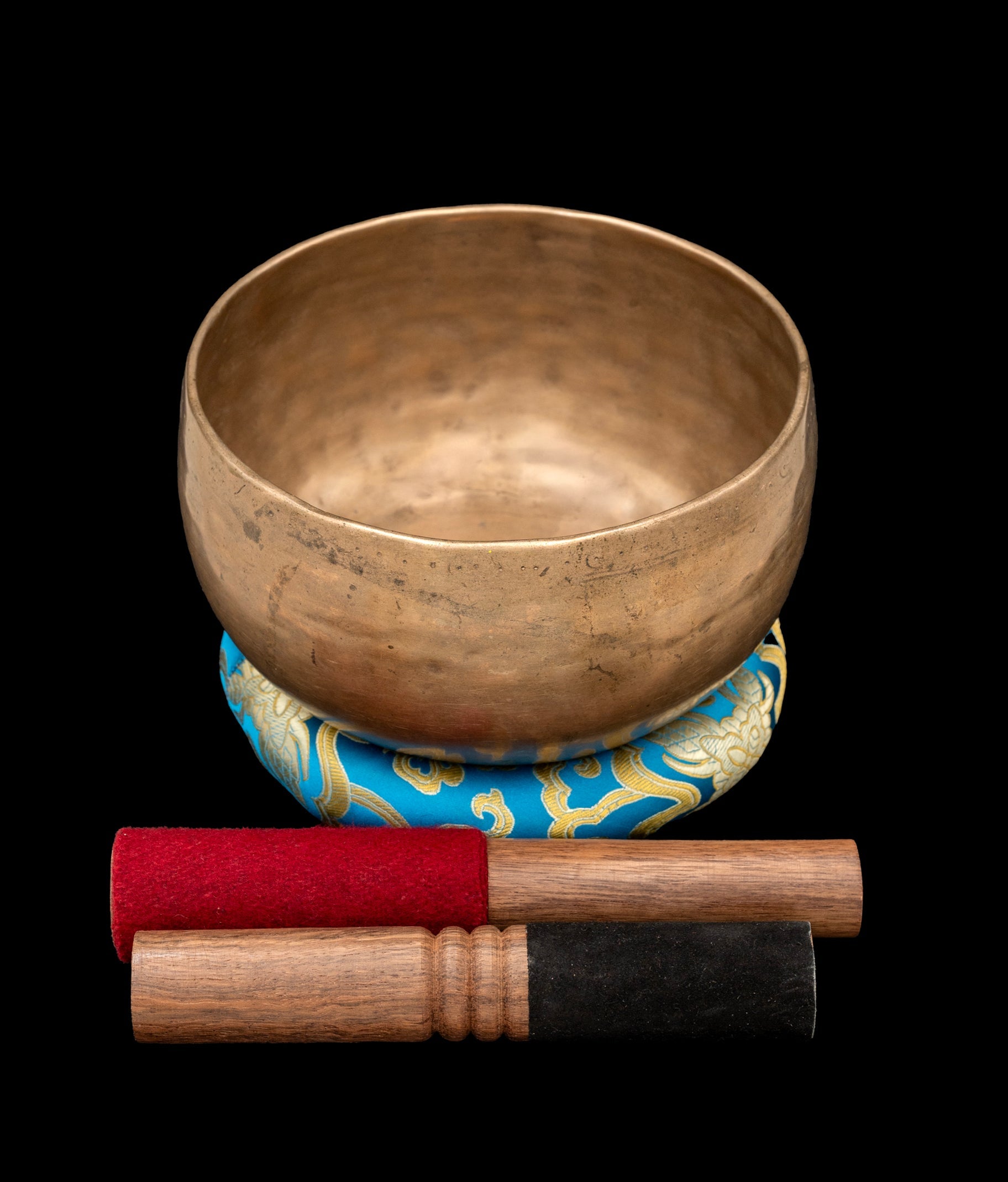 Antique Void Thadobati Singing Bowl A#3 227Hz 7" A16097 by Bodhisattva Trading Company - main product image for Resin Society