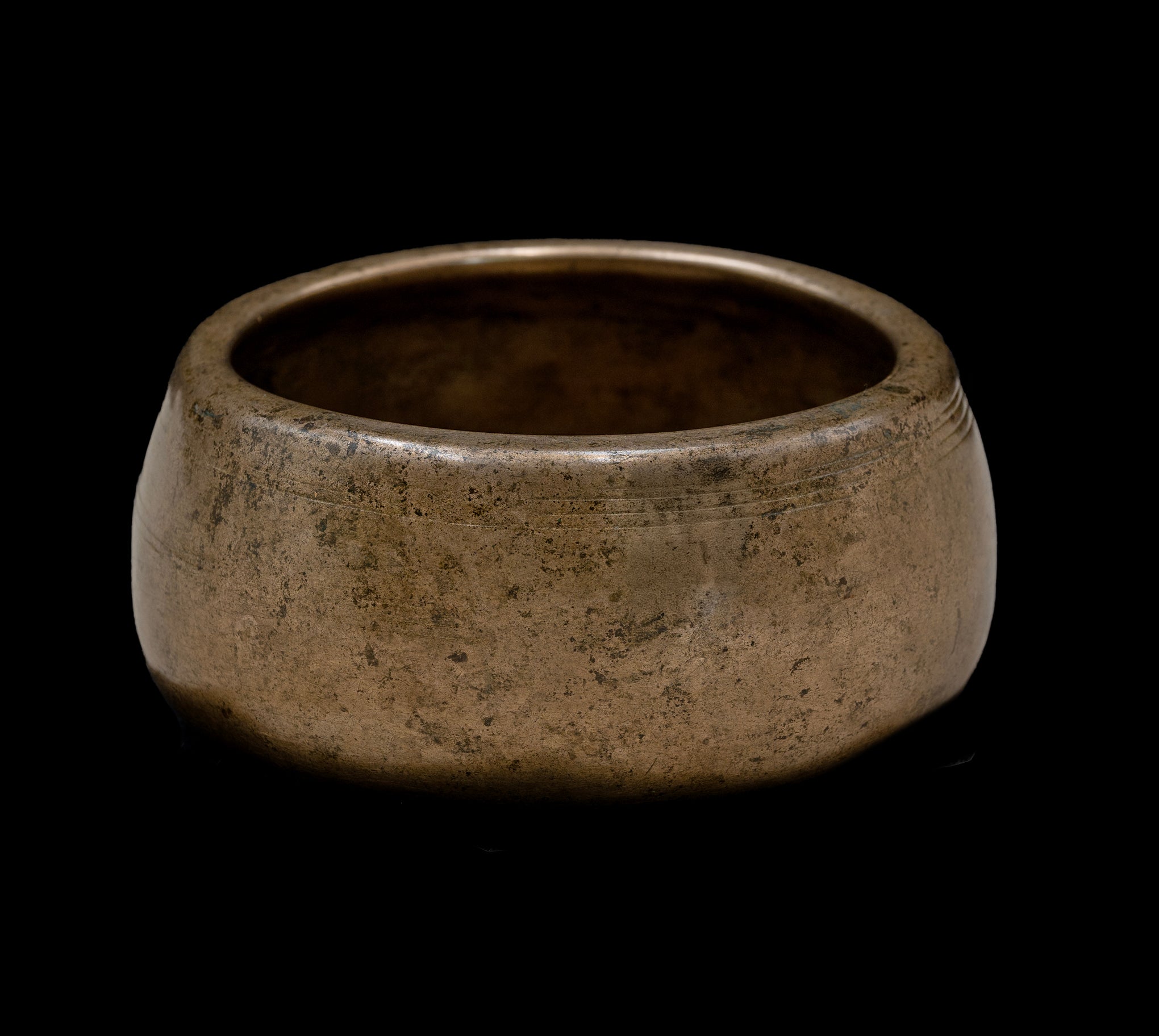 Antique Rare Mani Singing Bowl D6 1190Hz 4 1/2" A16288 by Bodhisattva Trading Company - product image 3 for Resin Society