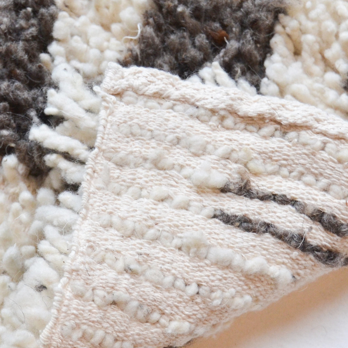 Kanba Wool Rug by Diego Olivero Studio from MESO
