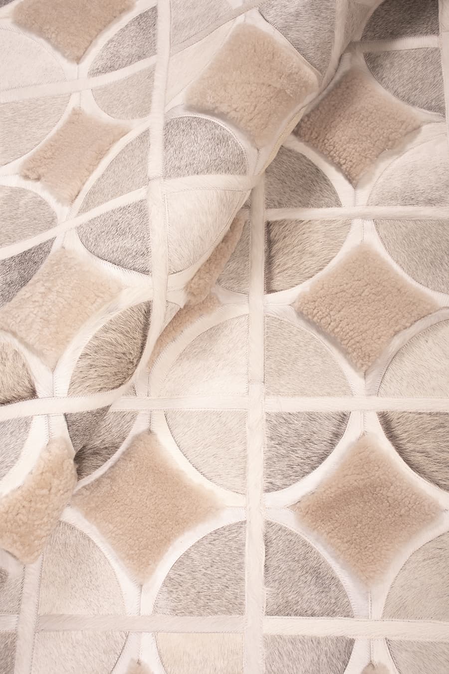Alpha – Custom Cowhide & Shearling Rug by Homelosophy
