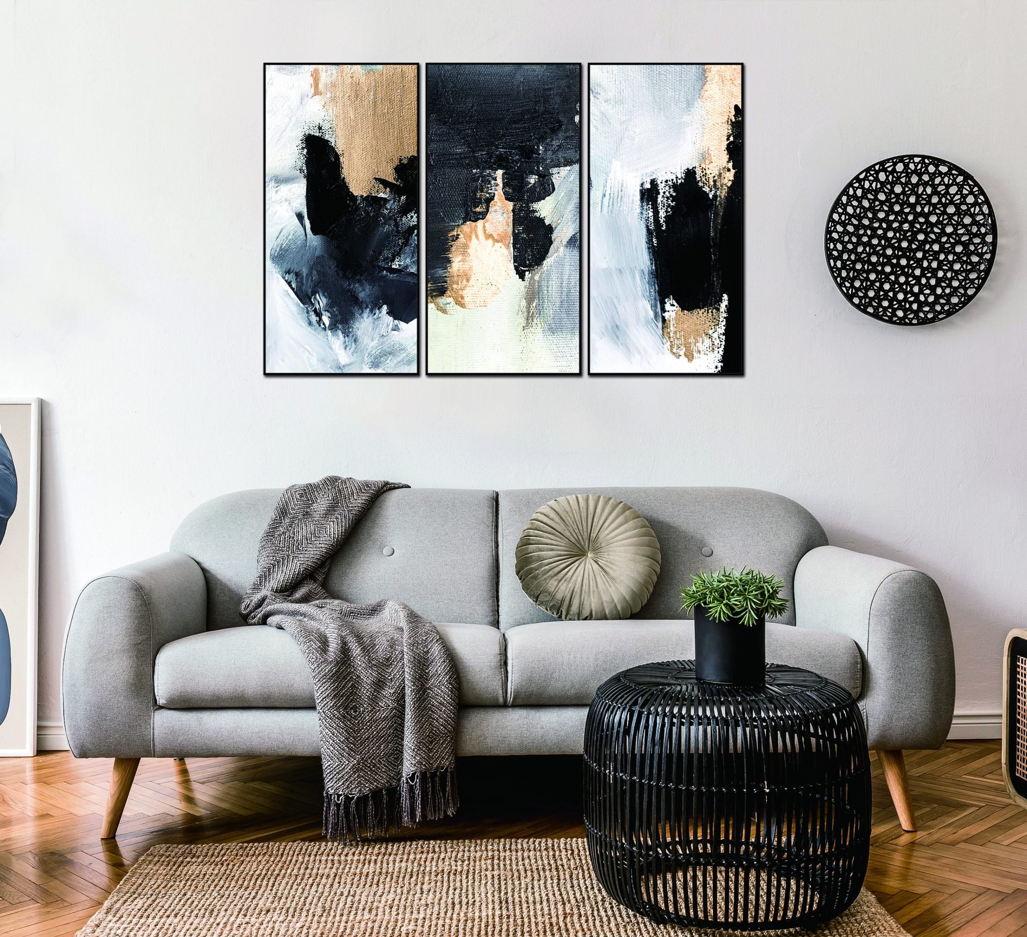 Inez 3-Piece Canvas detail image - Resin Society