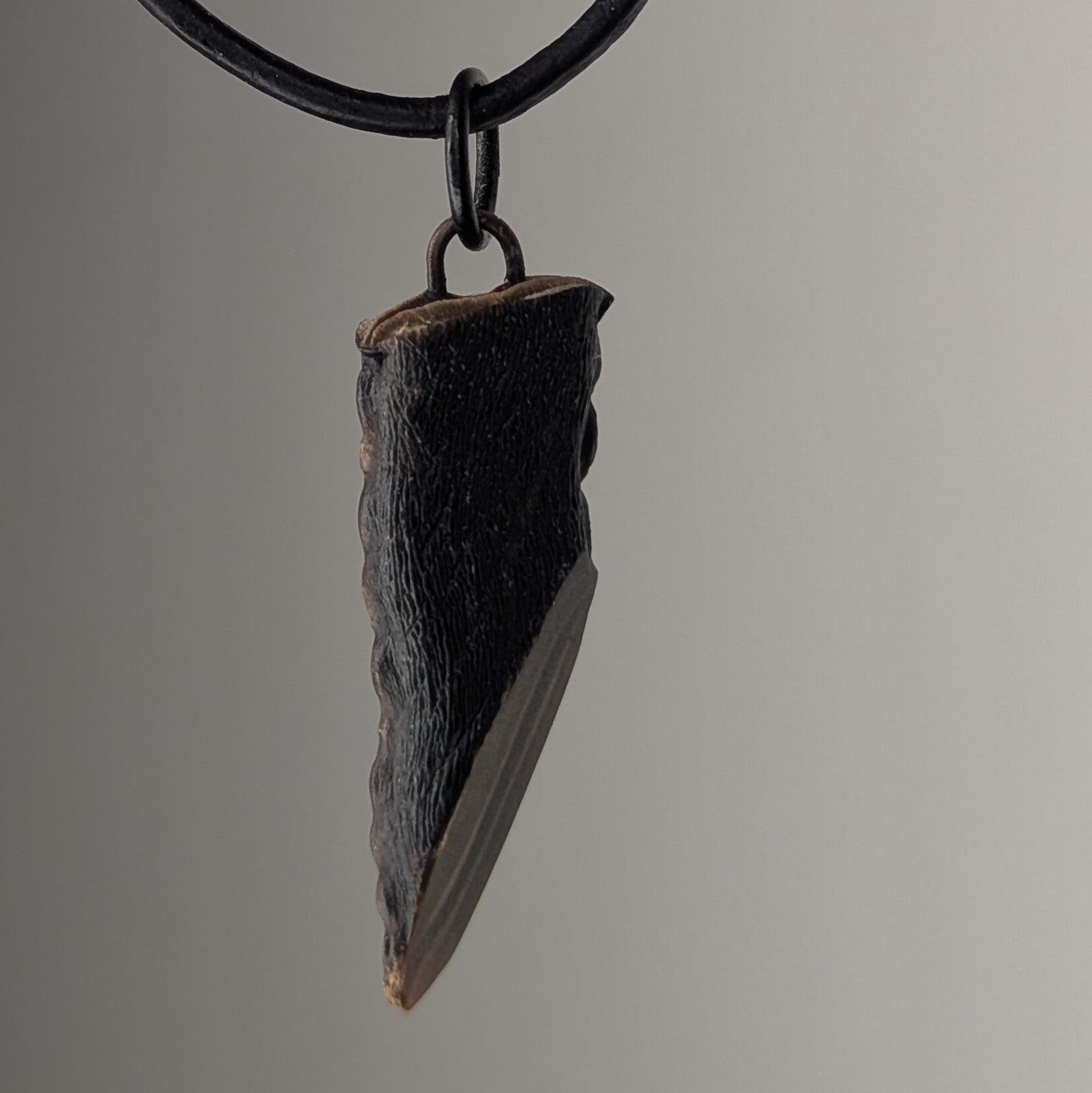 Aliphys Pendant Necklace by Versiliy