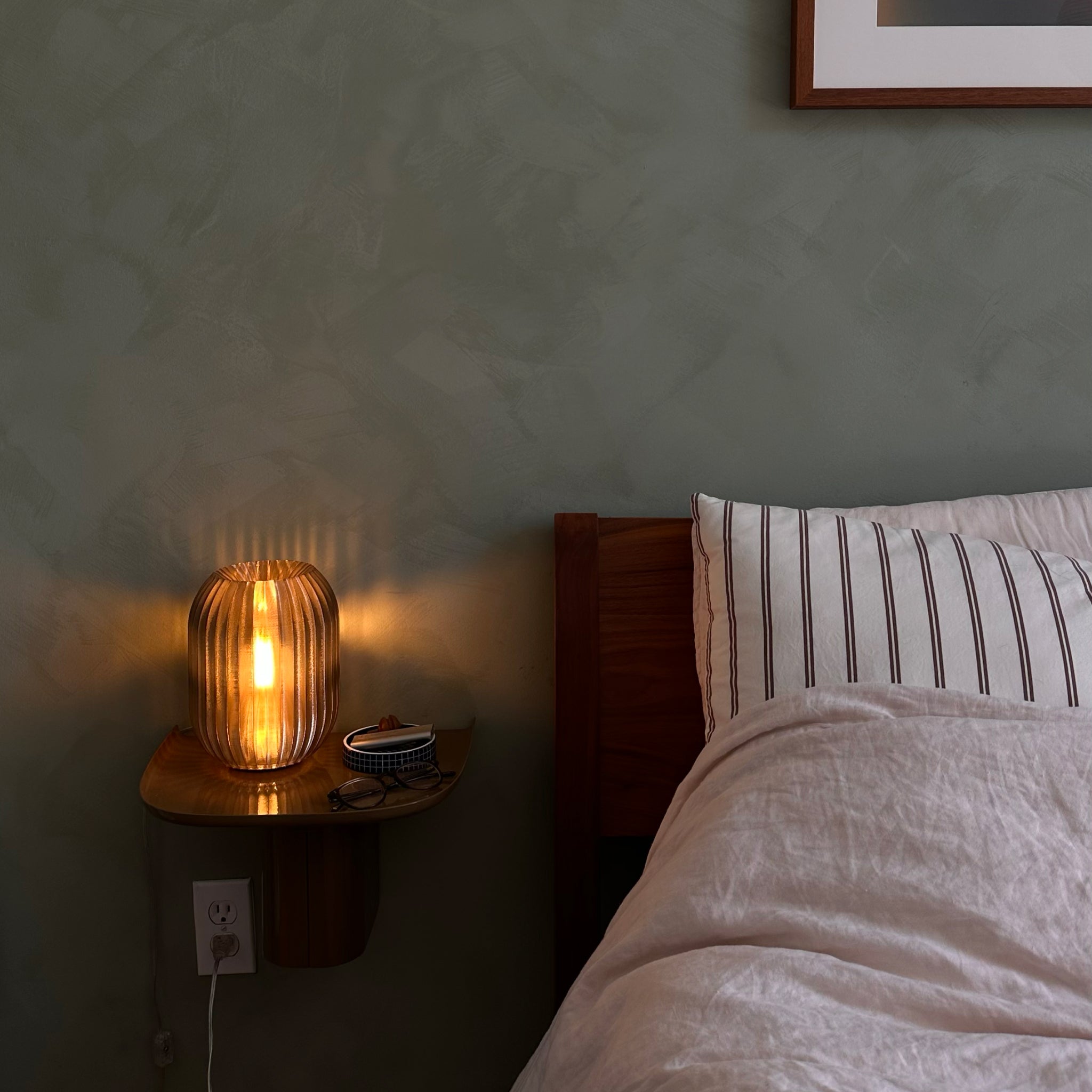 Allium Lamp by Wooj Design - product image 5 for Resin Society