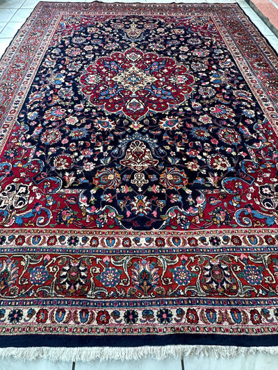 Persian Mashhad Hand Knotted Wool Area Rug 9’9” x 13’3” by Rugistan - product image 4 for Resin Society