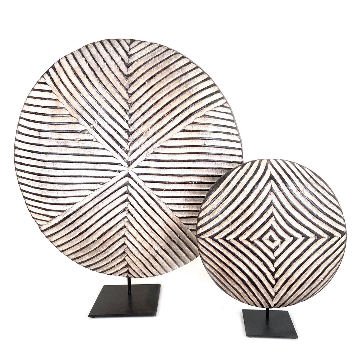 Round Bamileke Shield 22" Geometric Pattern by Mbare Ltd - product image 2 for Resin Society