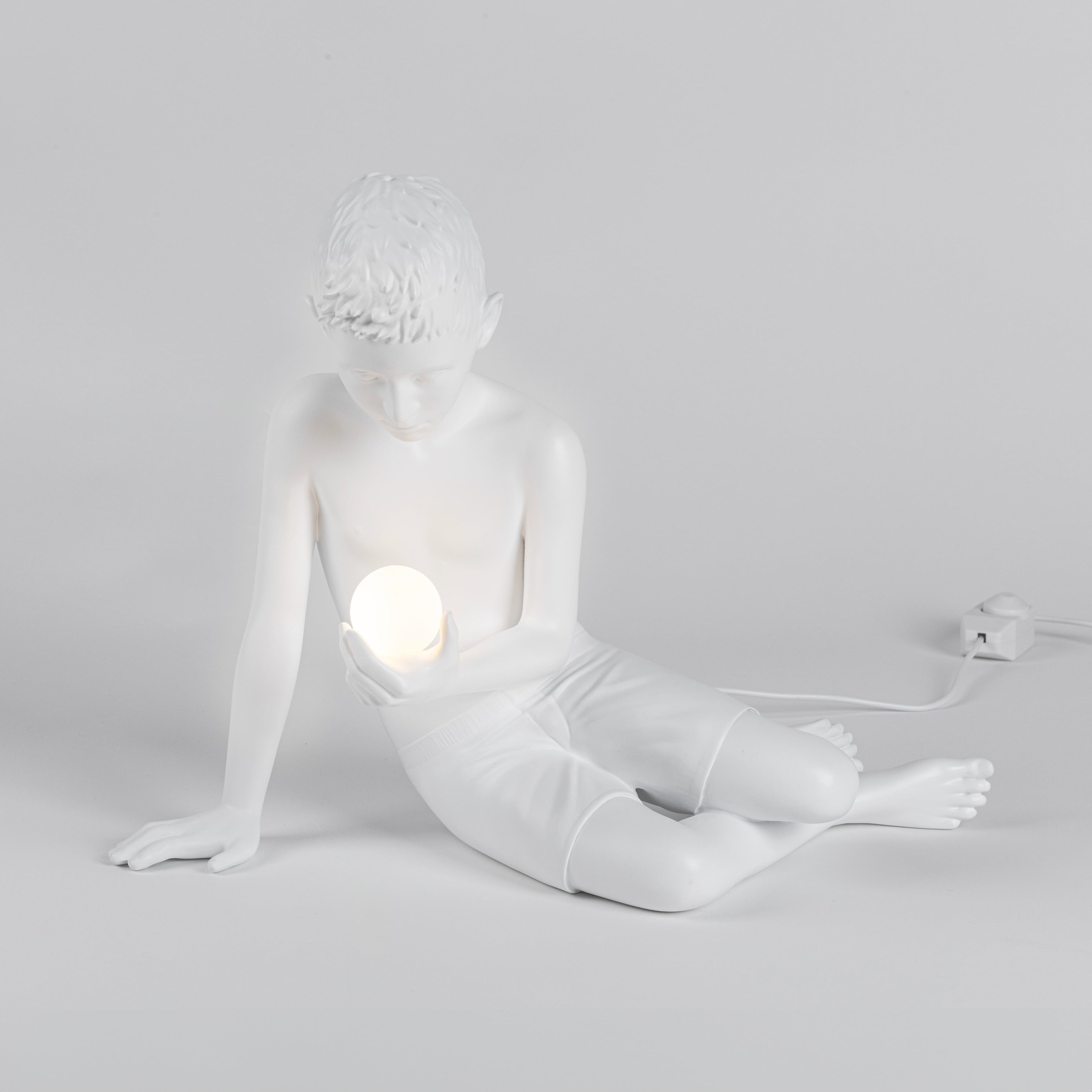 Innerglow mini - Boy detail image - Resin Society