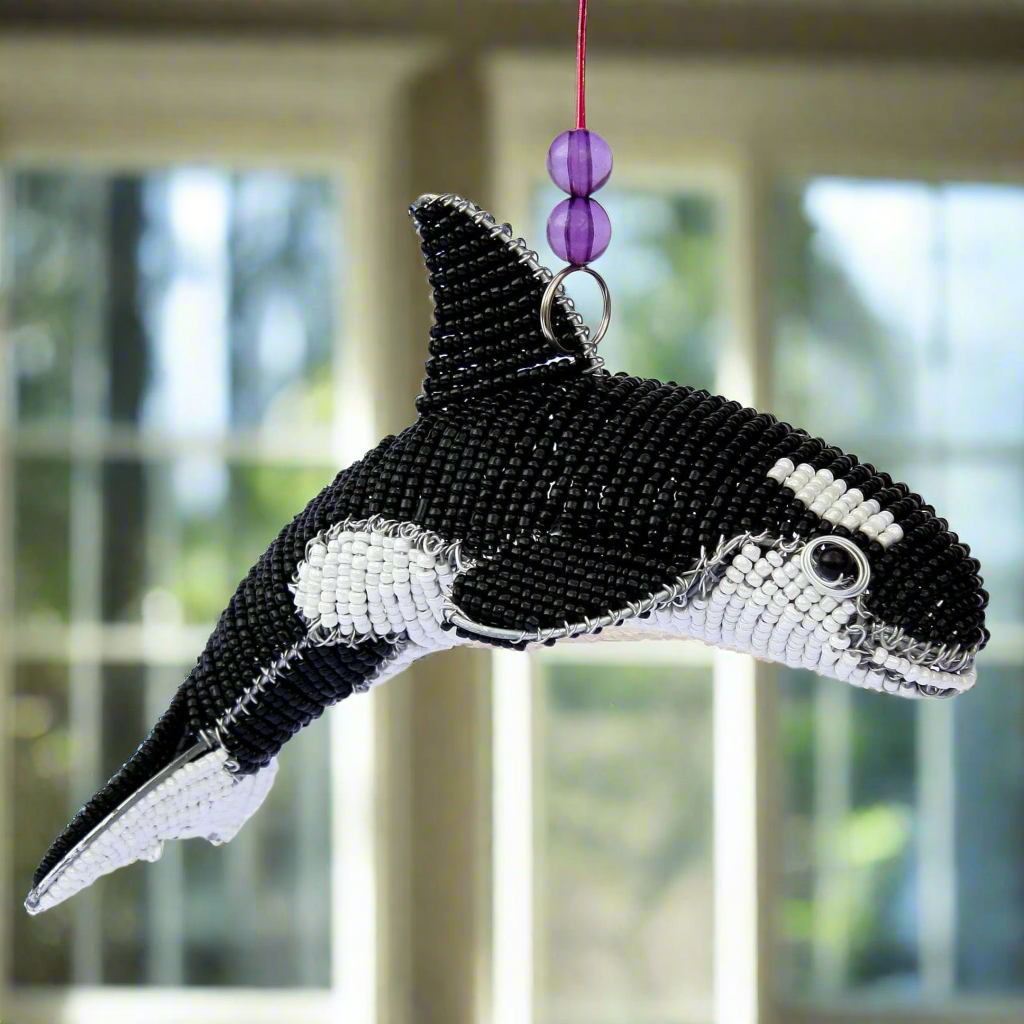 Baby Orca Whale beaded figurine by Beadworx by Extol Accessories