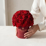Essence Bordeaux Suede Superdome Box | Red Roses