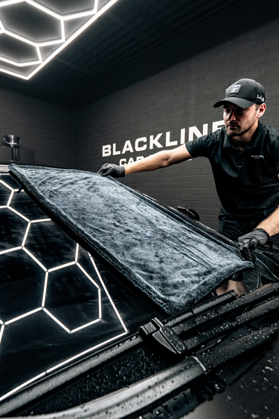 BLACKLINE® TWISTED-LOOP DRYING TOWEL by Blackline Car Care - product image 3 for Resin Society
