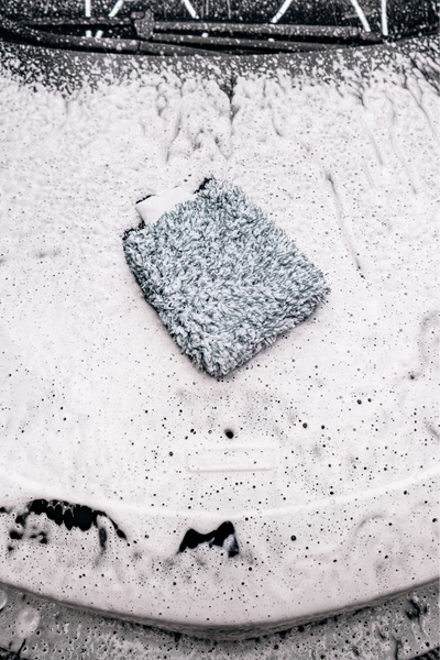 BLACKLINE® MICROFIBER WASH MITT by Blackline Car Care - product image 2 for Resin Society