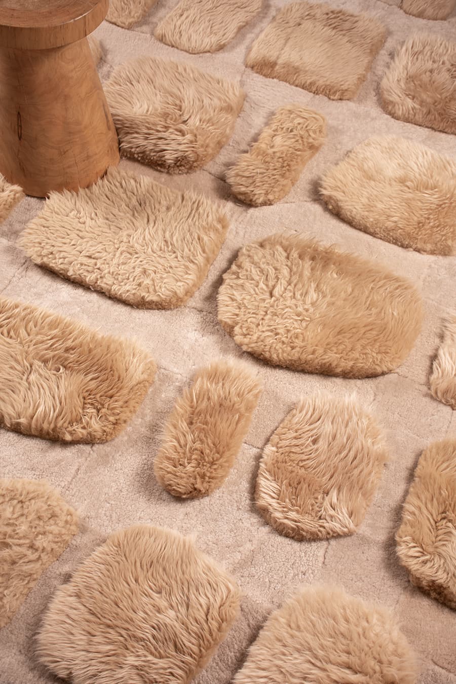 Cobblestone – Custom Sheepskin & Shearling Rug by Homelosophy