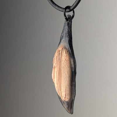 Caulerionyx Necklace by Versiliy