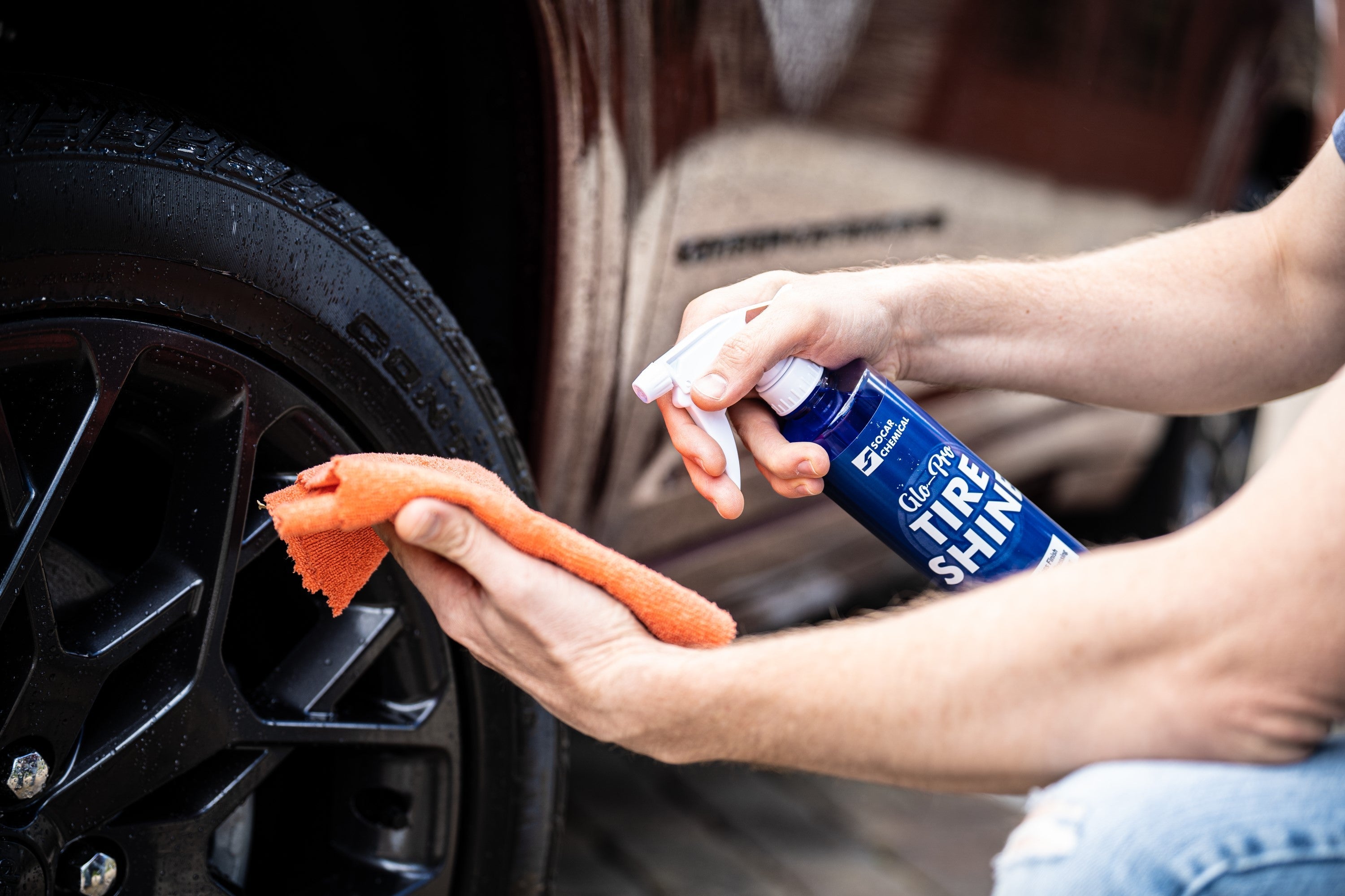 Eye Candy Extreme Tire Shine - High Gloss, Solvent, Wet Look Tire Shine detail image - Resin Society
