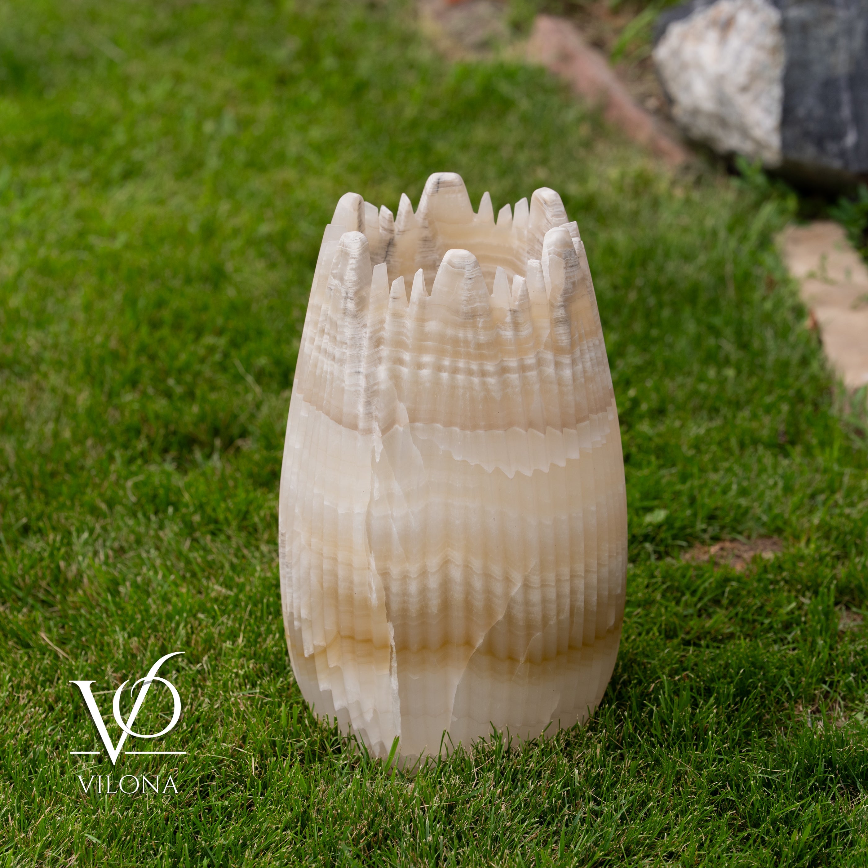 White Ice Onyx Crown Lamps - Sculptural Natural Stone Pair by Vilona Onyx - product image 9 for Resin Society