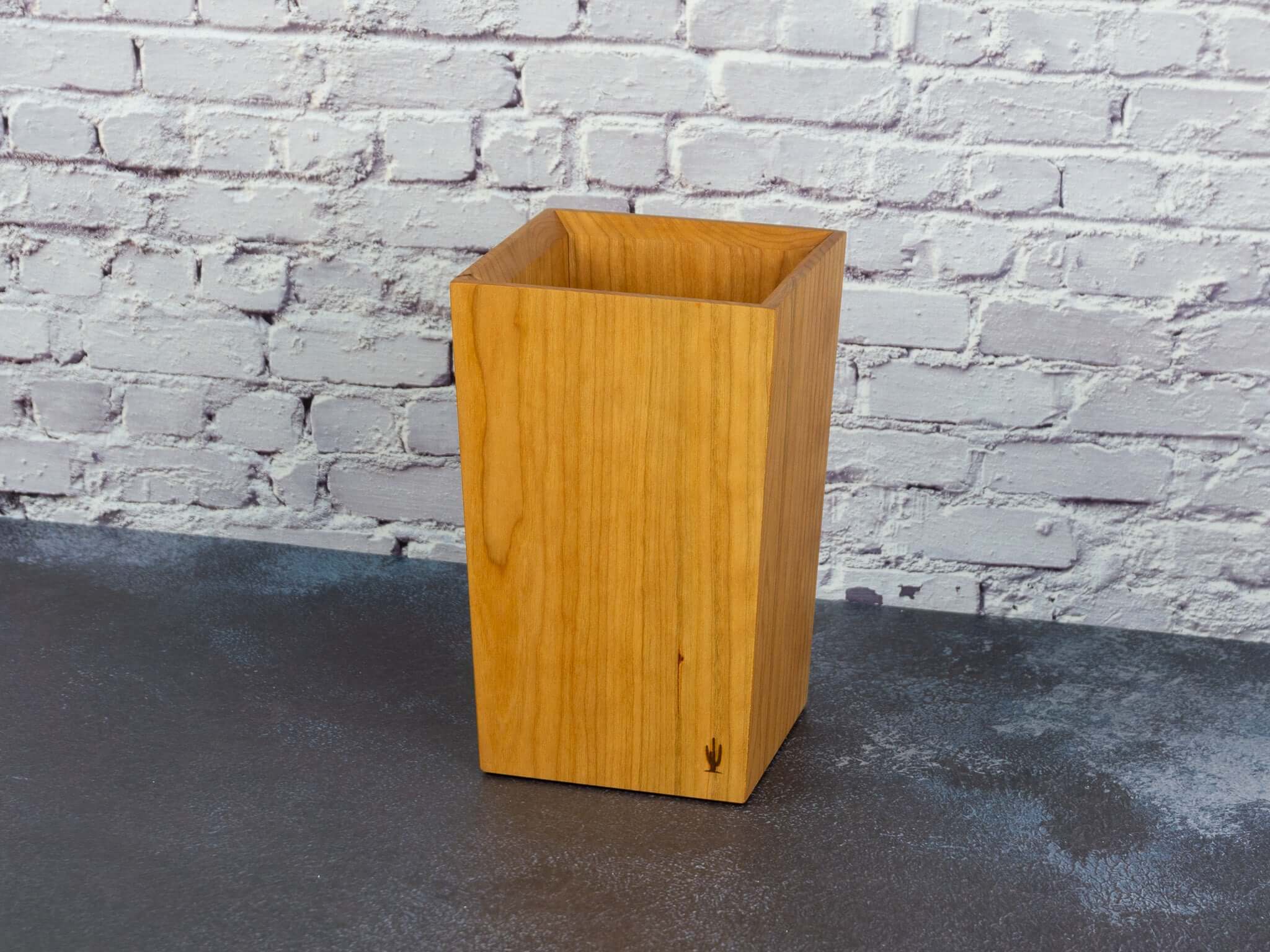 Utensil Holder by Old Saguaro Woodcraft - product image 2 for Resin Society