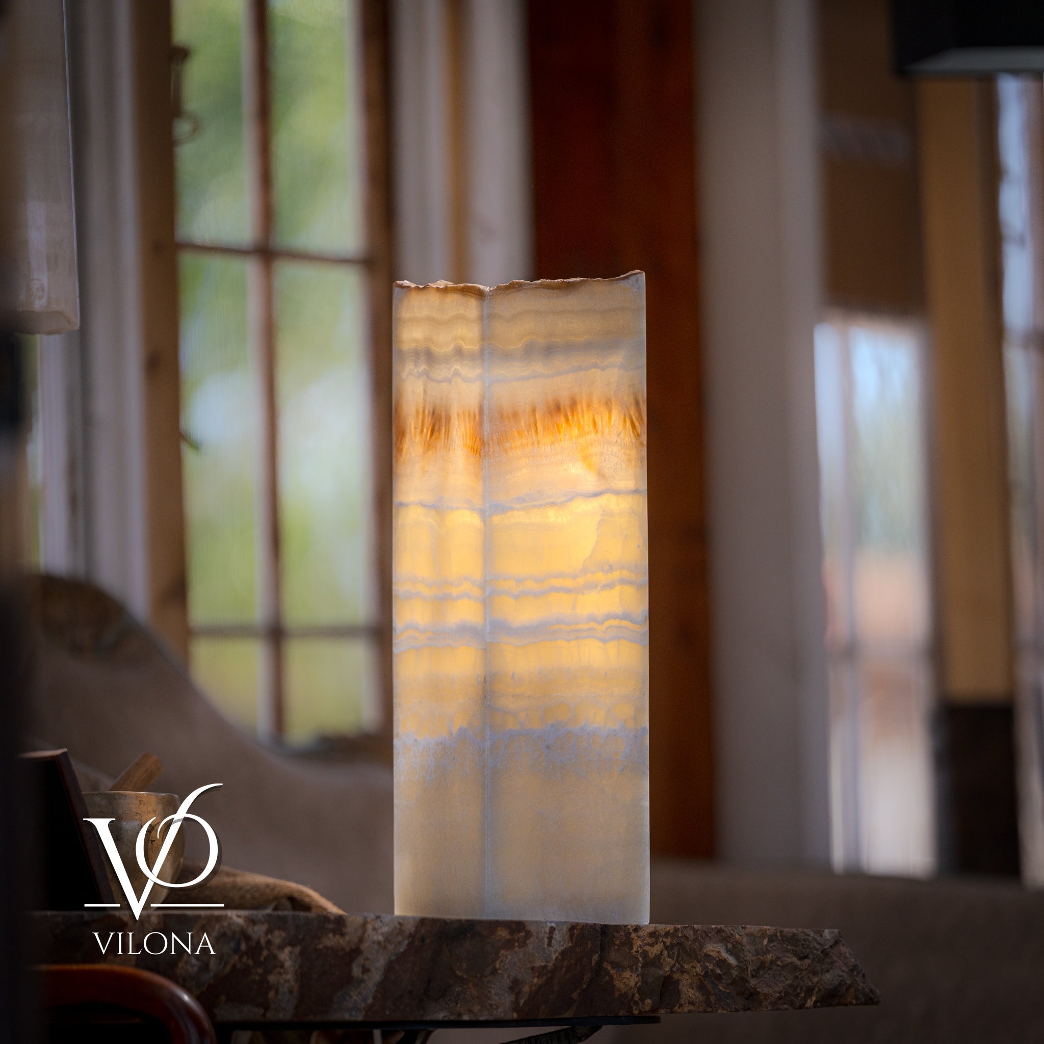 Golden Cloud Onyx Square Table Lamp 20" Tall, x 6"x 6" Square (Medium #4)