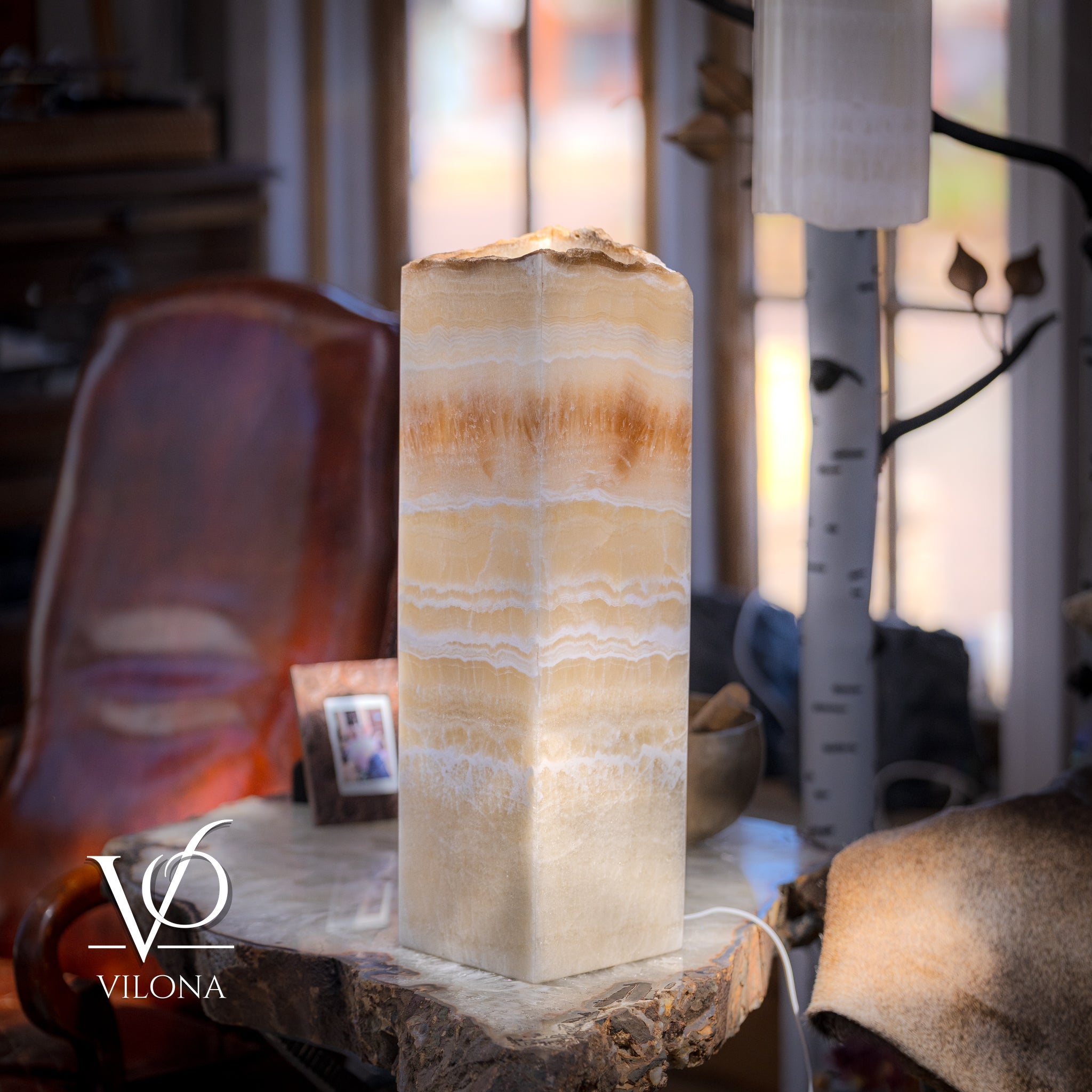 Golden Cloud Onyx Square Table Lamp 20" Tall, x 6"x 6" Square (Medium #4)