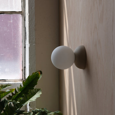 Monroe Sconce