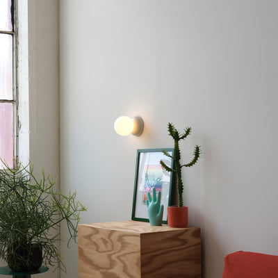 Monroe Sconce