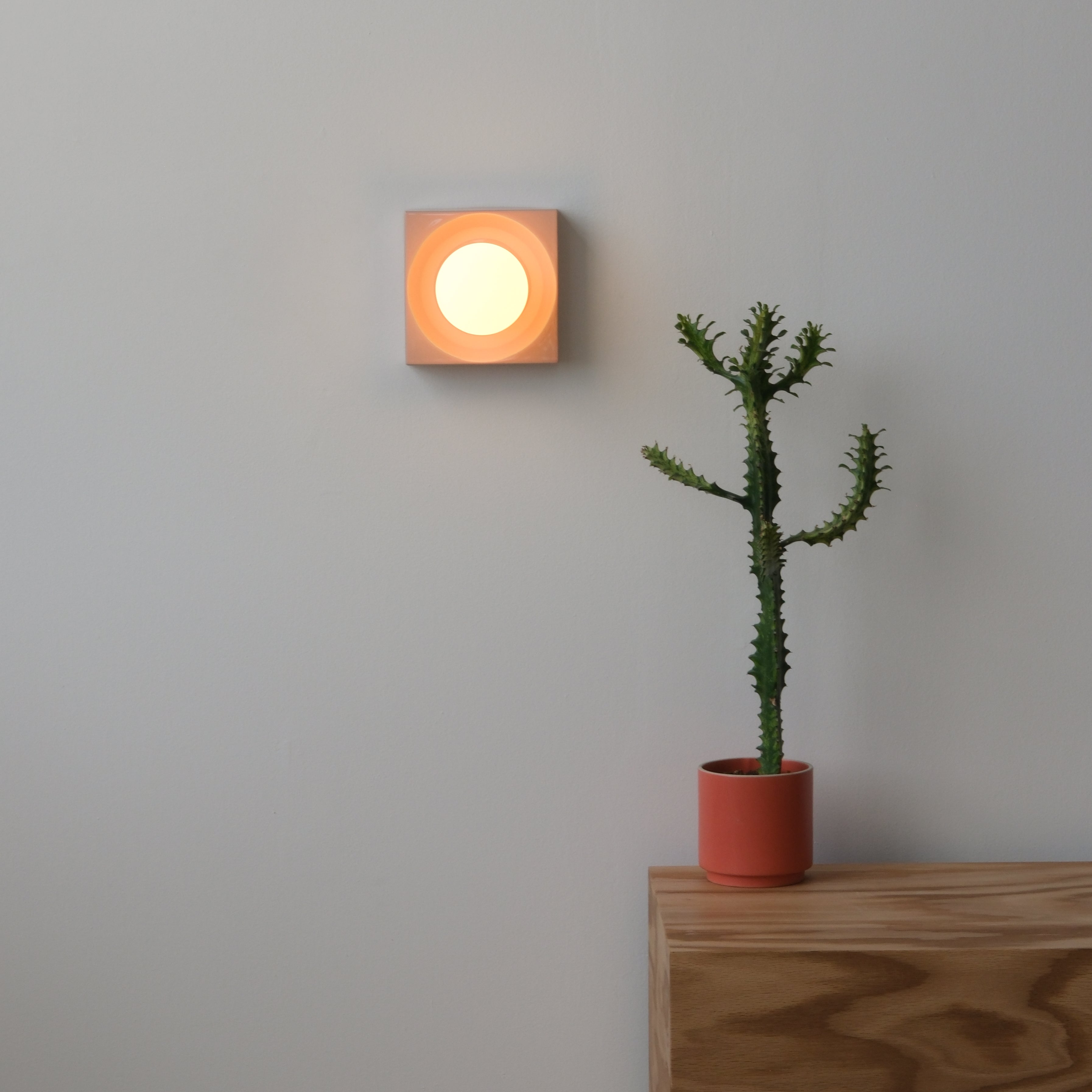 Cubic Sconce by Misewell - product image 3 for Resin Society